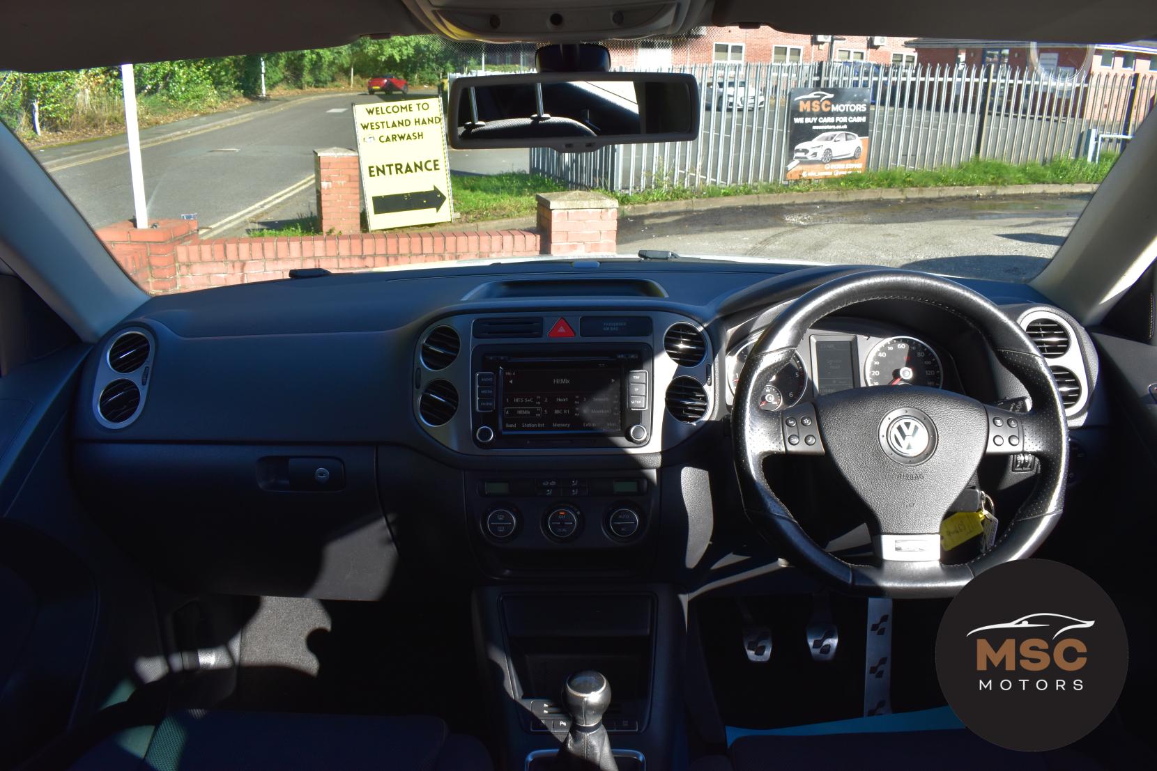 Volkswagen Tiguan 2.0 TDI R-Line SUV 5dr Diesel Manual 4WD Euro 5 (140 ps)