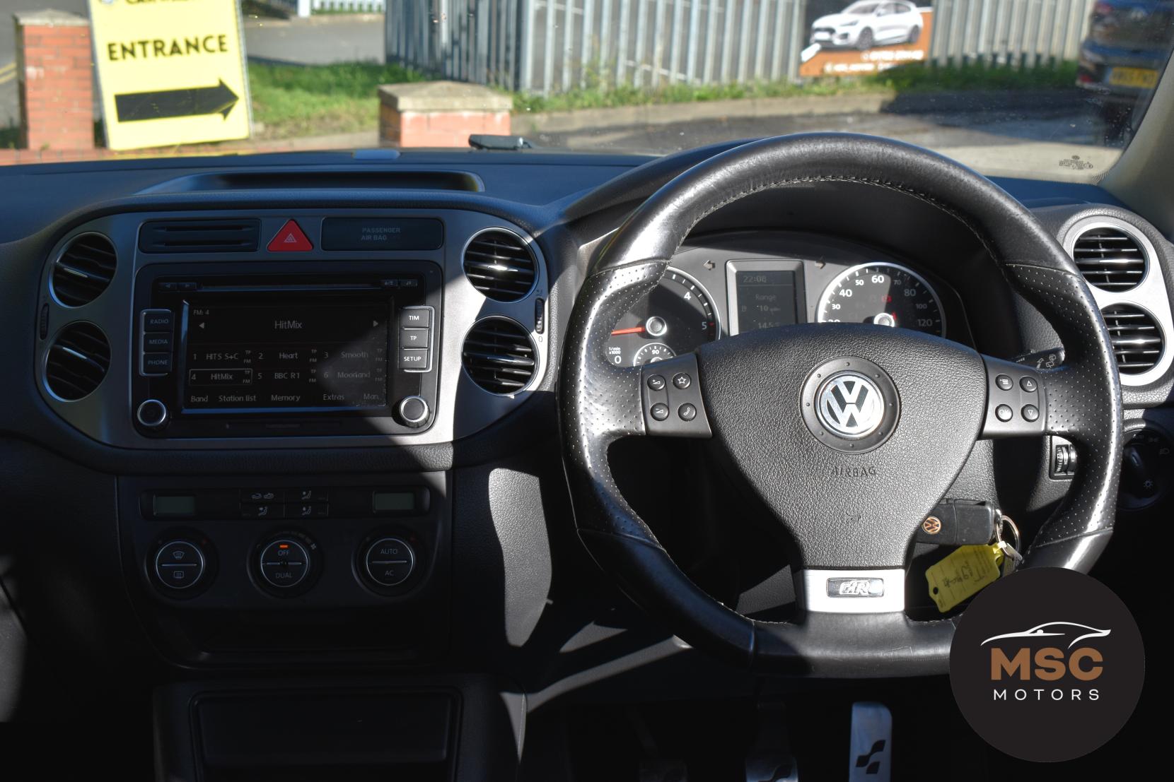 Volkswagen Tiguan 2.0 TDI R-Line SUV 5dr Diesel Manual 4WD Euro 5 (140 ps)