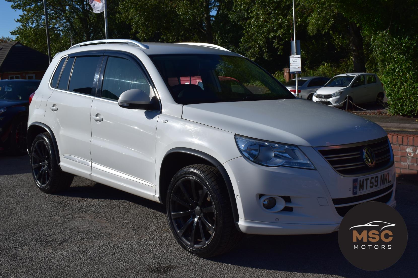 Volkswagen Tiguan 2.0 TDI R-Line SUV 5dr Diesel Manual 4WD Euro 5 (140 ps)