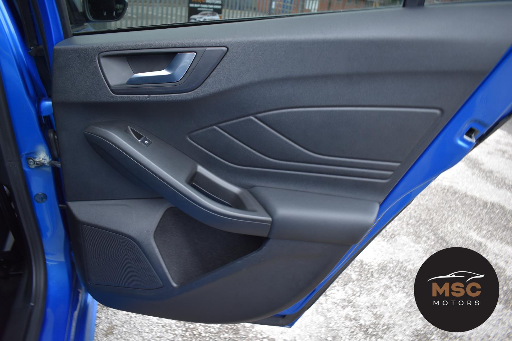 Ford Focus 1.0T EcoBoost ST-Line X Hatchback 5dr Petrol Manual Euro 6 (s/s) (125 ps)