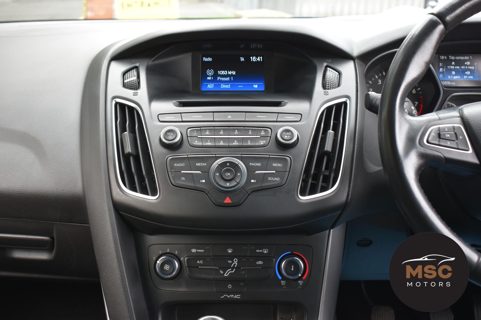 Ford Focus 1.0T EcoBoost Zetec Hatchback 5dr Petrol Manual Euro 6 (s/s) (125 ps)