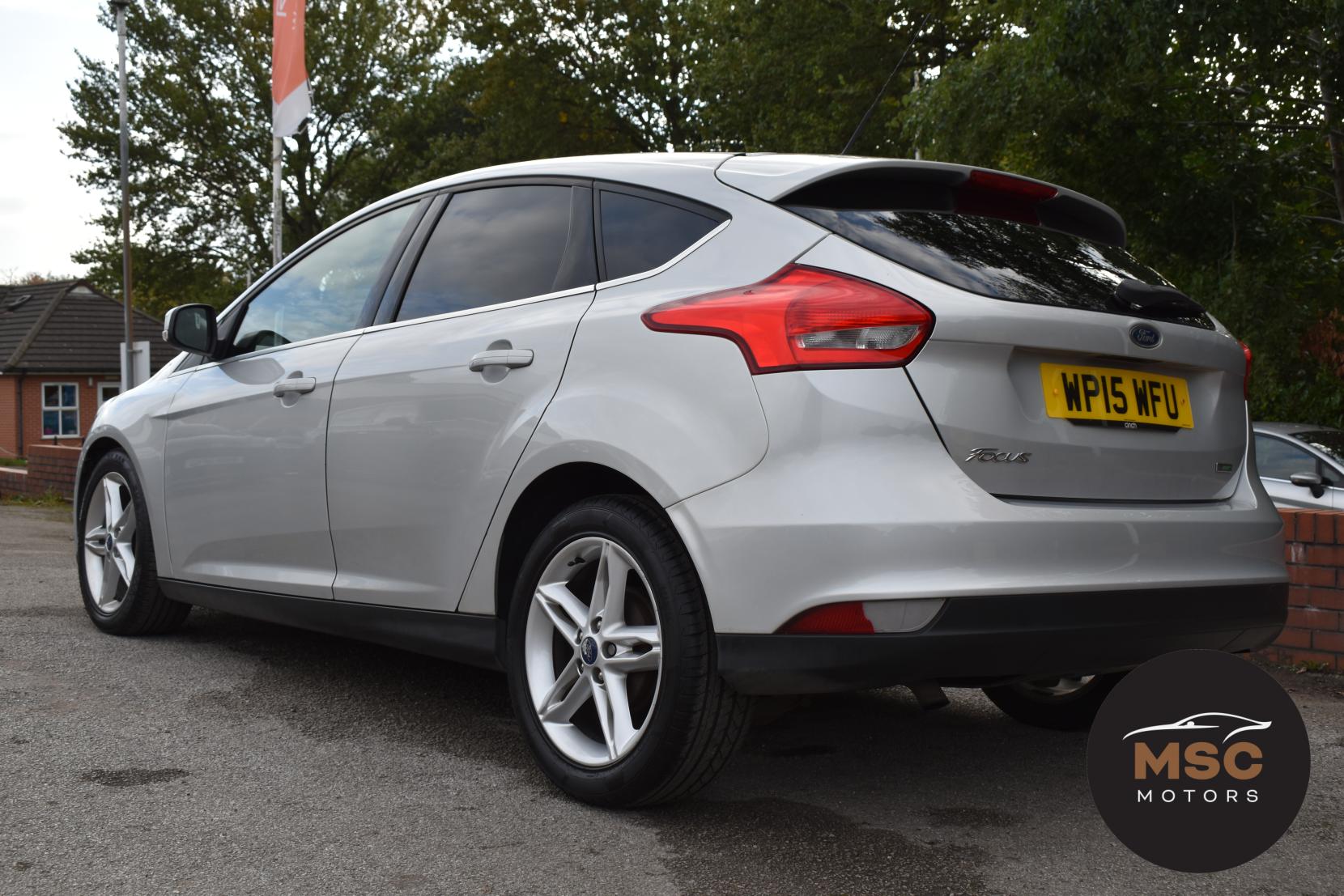 Ford Focus 1.0T EcoBoost Zetec Hatchback 5dr Petrol Manual Euro 6 (s/s) (125 ps)