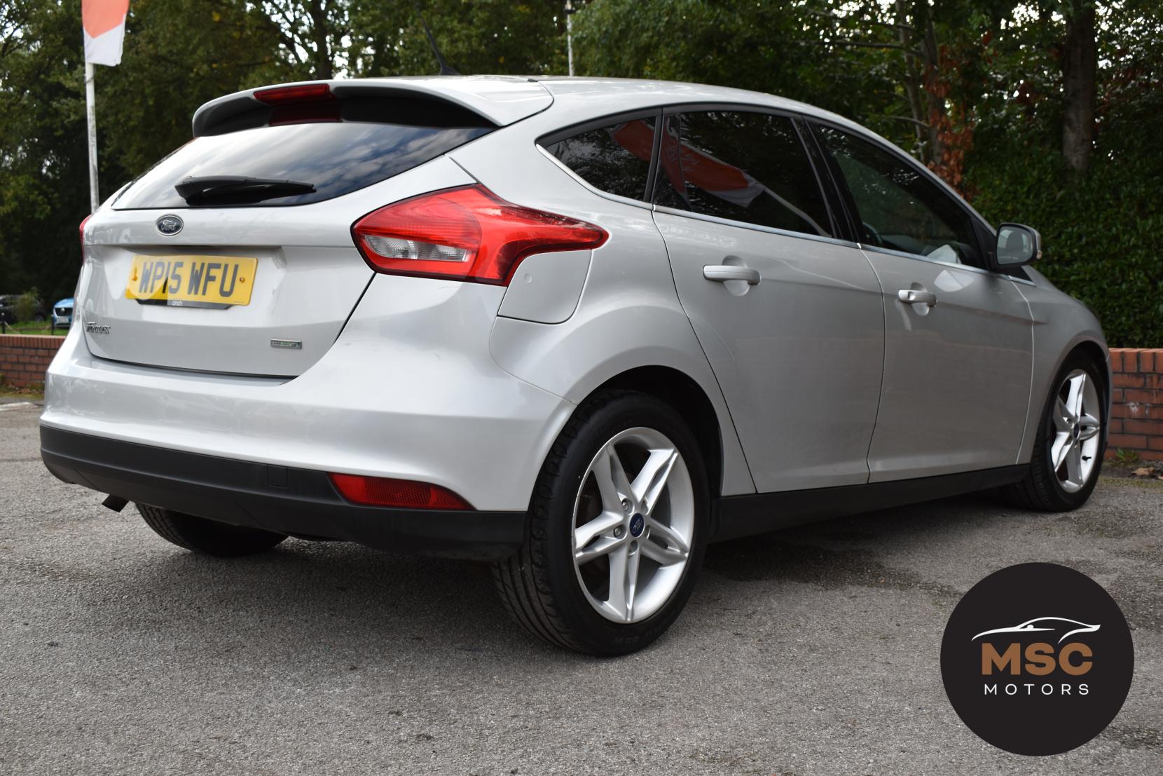 Ford Focus 1.0T EcoBoost Zetec Hatchback 5dr Petrol Manual Euro 6 (s/s) (125 ps)