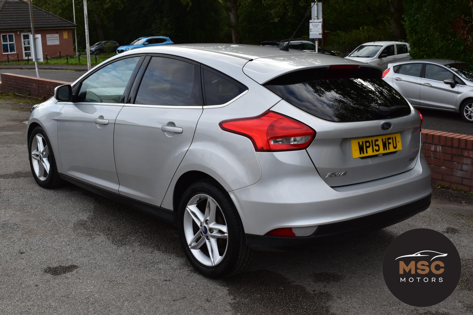 Ford Focus 1.0T EcoBoost Zetec Hatchback 5dr Petrol Manual Euro 6 (s/s) (125 ps)