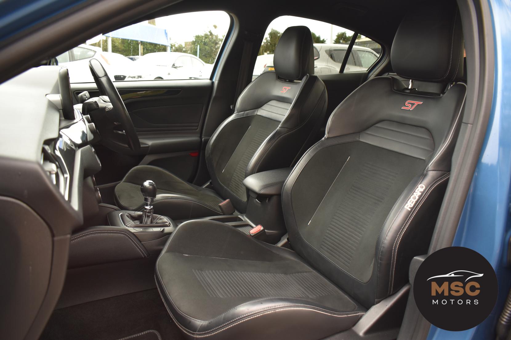 Ford Focus 2.3T EcoBoost ST Hatchback 5dr Petrol Manual Euro 6 (s/s) (280 ps)