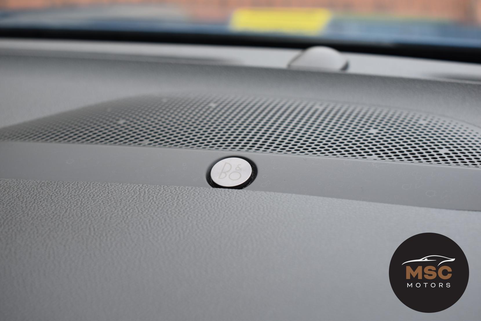 Ford Focus 2.3T EcoBoost ST Hatchback 5dr Petrol Manual Euro 6 (s/s) (280 ps)