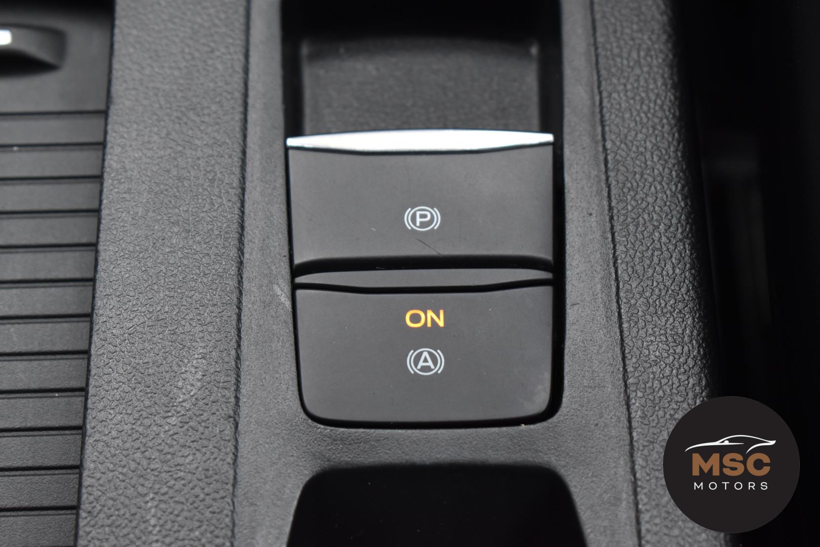 Ford Focus 2.3T EcoBoost ST Hatchback 5dr Petrol Manual Euro 6 (s/s) (280 ps)