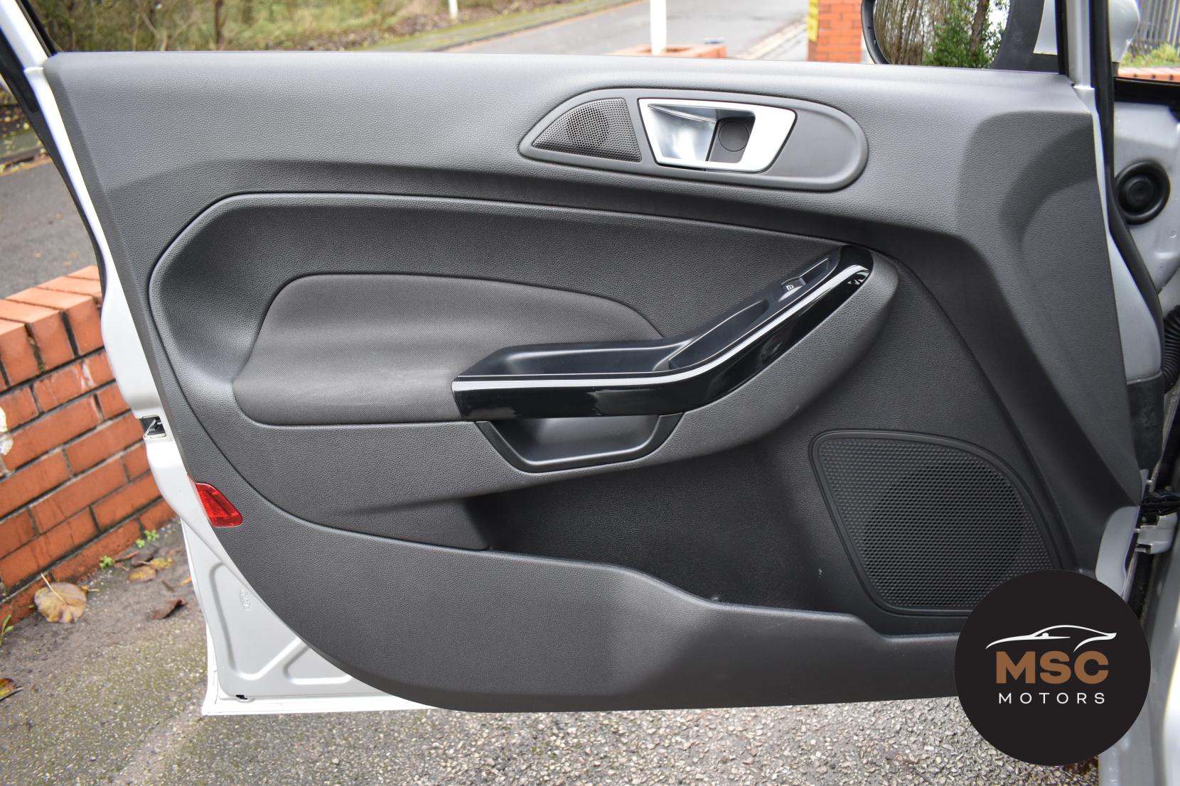 Ford Fiesta 1.25 Zetec Hatchback 5dr Petrol Manual Euro 6 (82 ps)