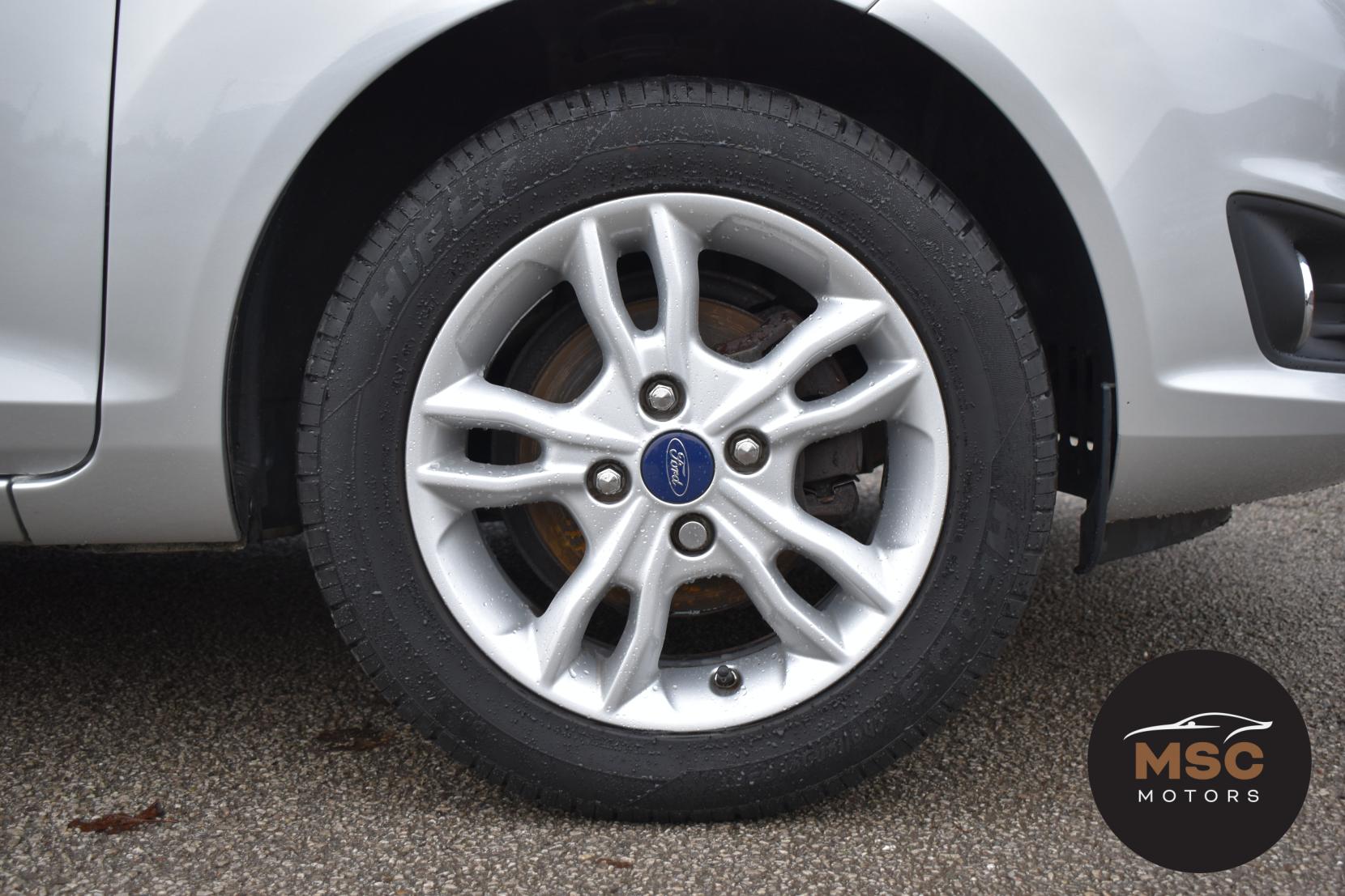 Ford Fiesta 1.25 Zetec Hatchback 5dr Petrol Manual Euro 6 (82 ps)