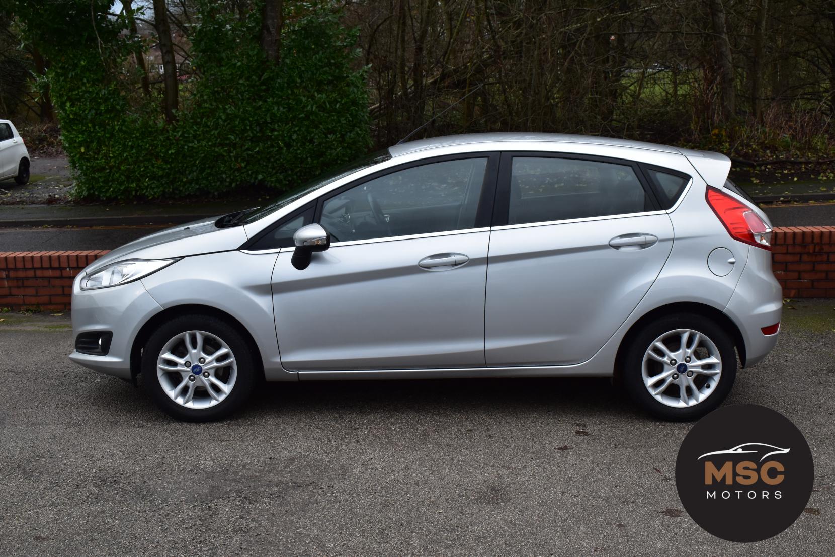 Ford Fiesta 1.25 Zetec Hatchback 5dr Petrol Manual Euro 6 (82 ps)