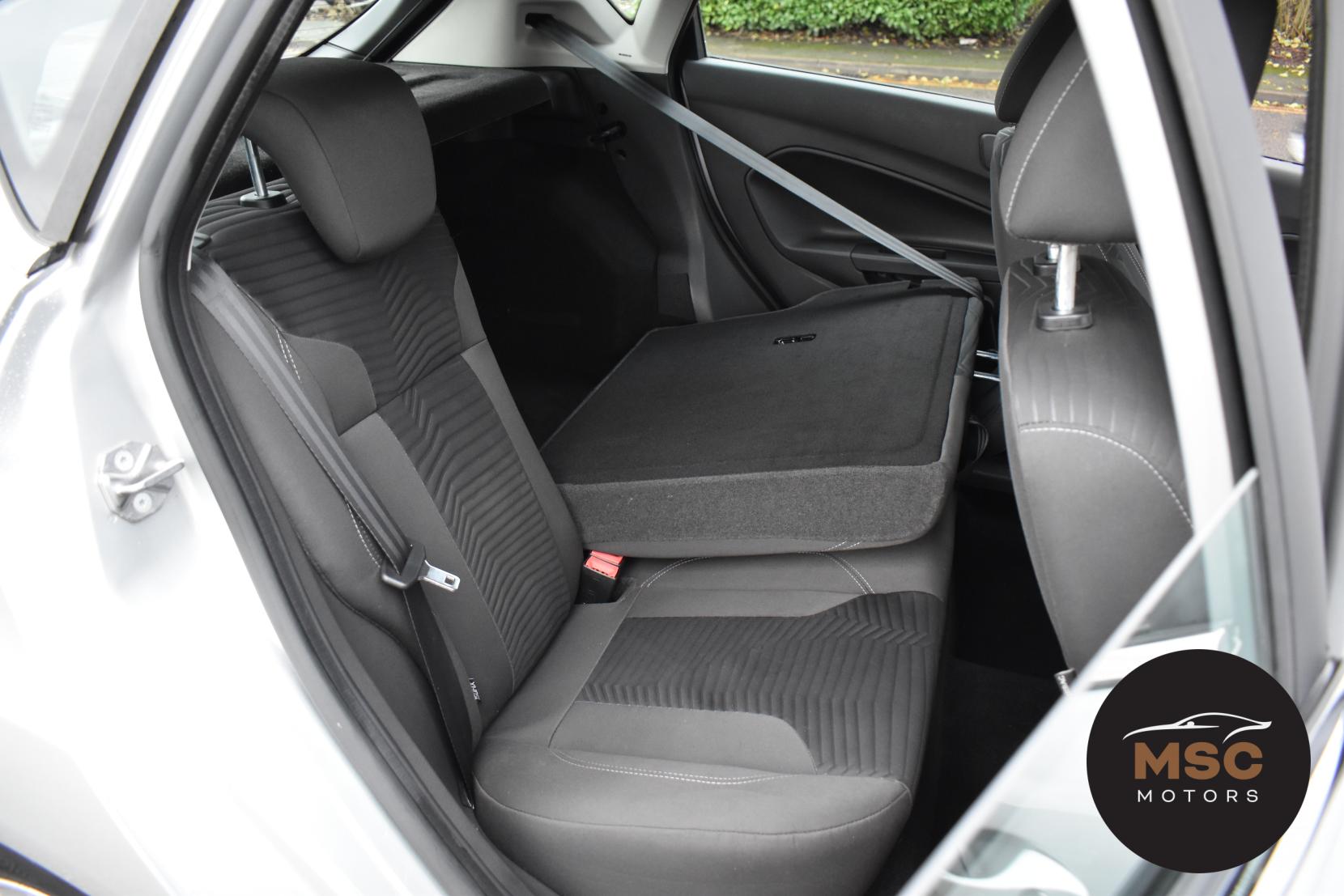 Ford Fiesta 1.25 Zetec Hatchback 5dr Petrol Manual Euro 6 (82 ps)