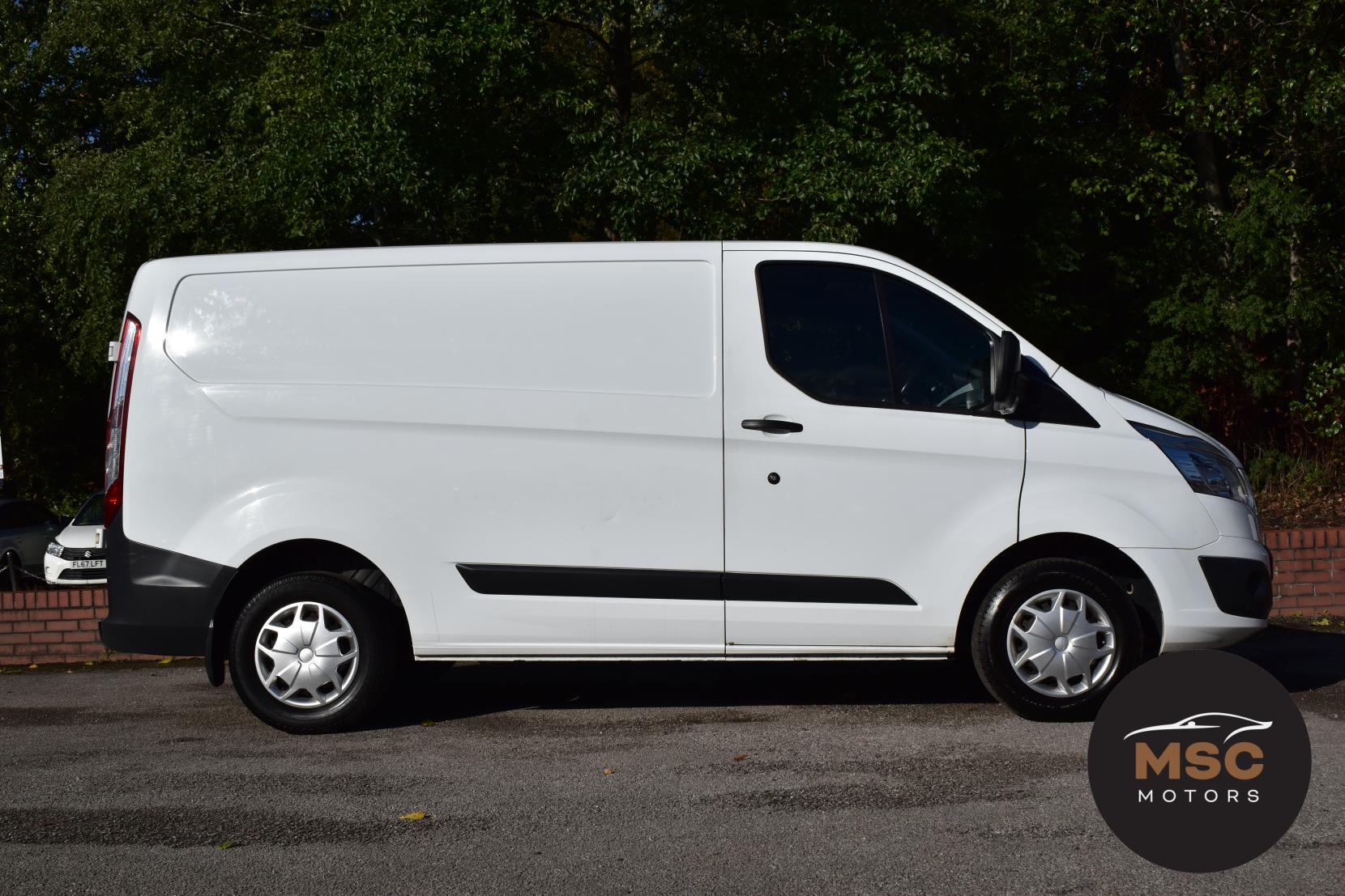 Ford Transit Custom 2.0 TDCi 290 Trend Panel Van 5dr Diesel Manual L1 H1 (163 g/km, 128 bhp)