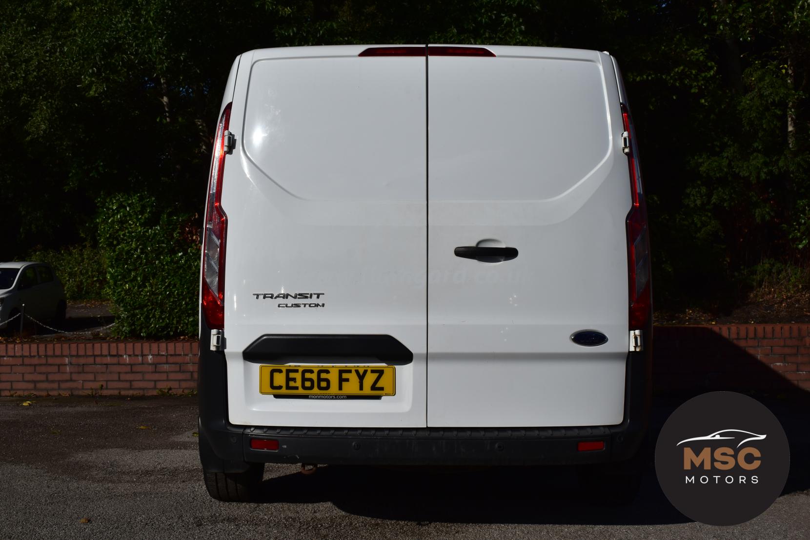 Ford Transit Custom 2.0 TDCi 290 Trend Panel Van 5dr Diesel Manual L1 H1 (163 g/km, 128 bhp)