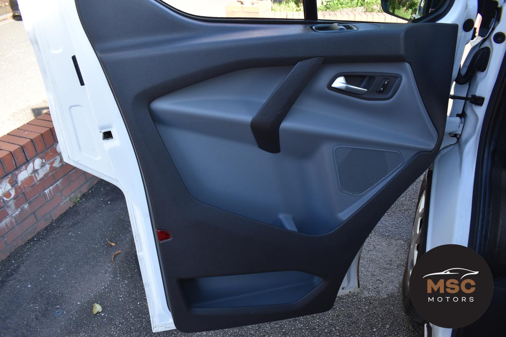Ford Transit Custom 2.0 TDCi 290 Trend Panel Van 5dr Diesel Manual L1 H1 (163 g/km, 128 bhp)