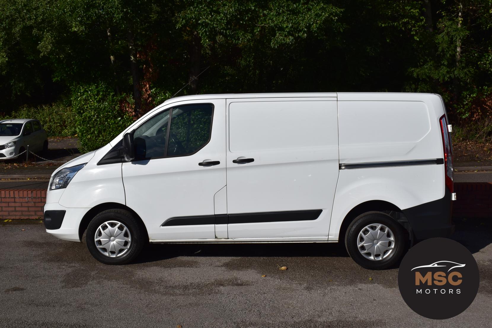Ford Transit Custom 2.0 TDCi 290 Trend Panel Van 5dr Diesel Manual L1 H1 (163 g/km, 128 bhp)