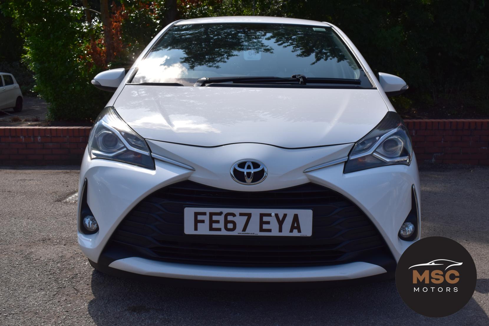 Toyota Yaris 1.5 VVT-i Icon Hatchback 5dr Petrol Manual Euro 6 (111 ps)