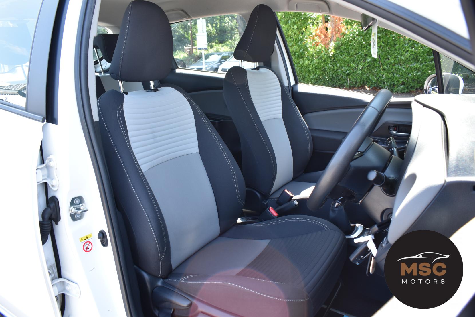 Toyota Yaris 1.5 VVT-i Icon Hatchback 5dr Petrol Manual Euro 6 (111 ps)