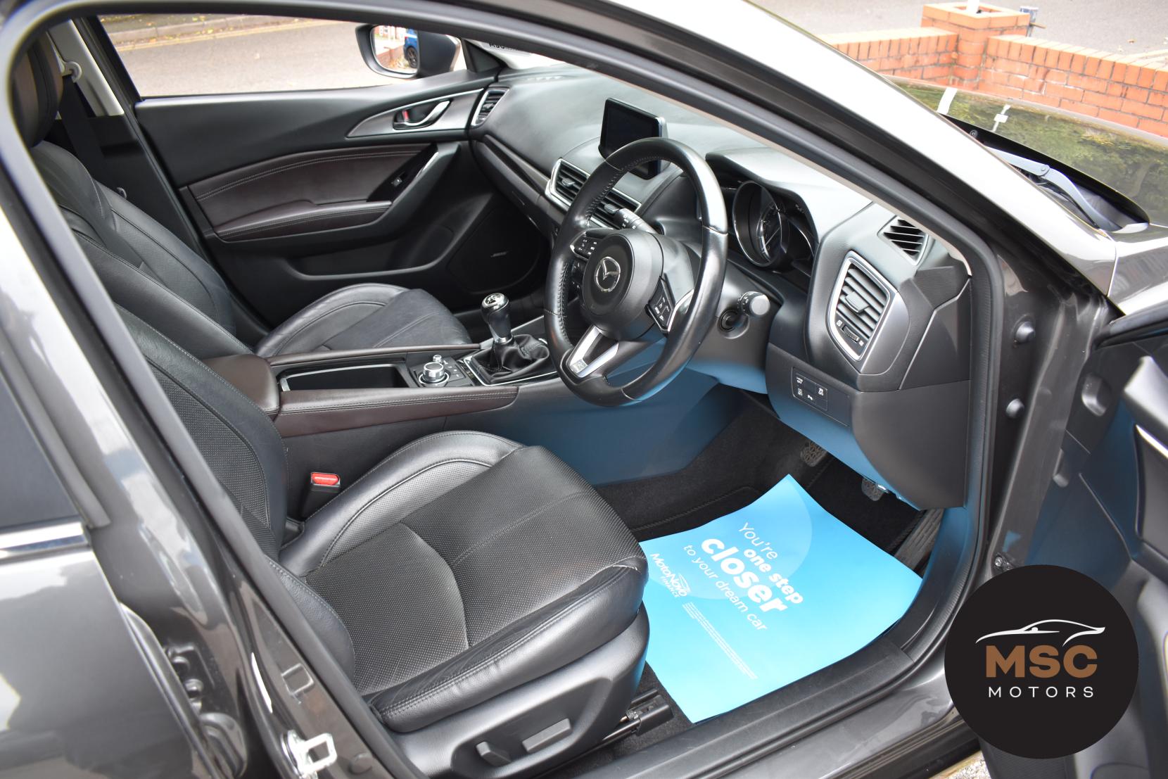 Mazda Mazda3 2.0 SKYACTIV-G Sport Nav Hatchback 5dr Petrol Manual Euro 6 (s/s) (121 ps)