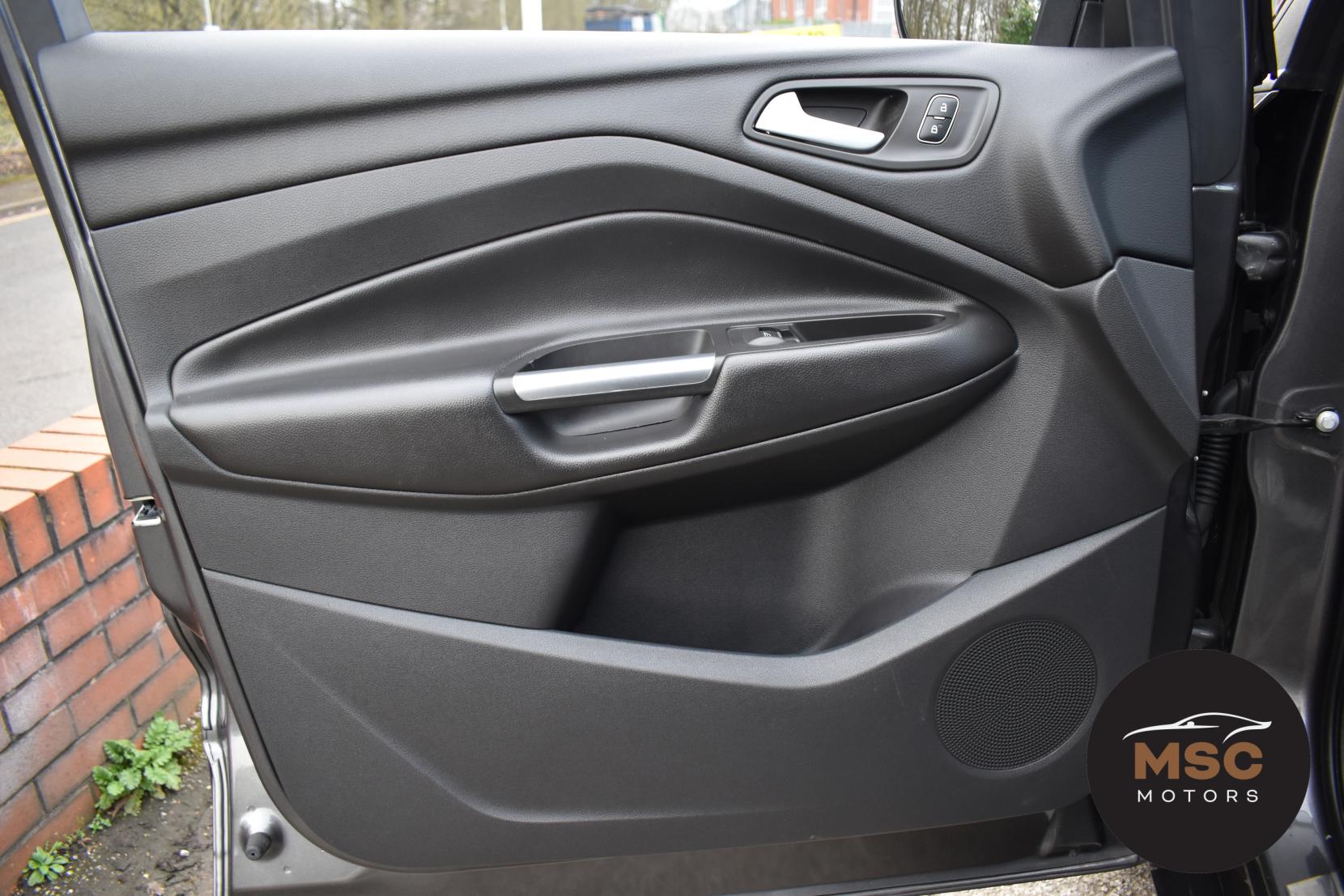 Ford Kuga 1.5T EcoBoost ST-Line X SUV 5dr Petrol Manual Euro 6 (s/s) (150 ps)