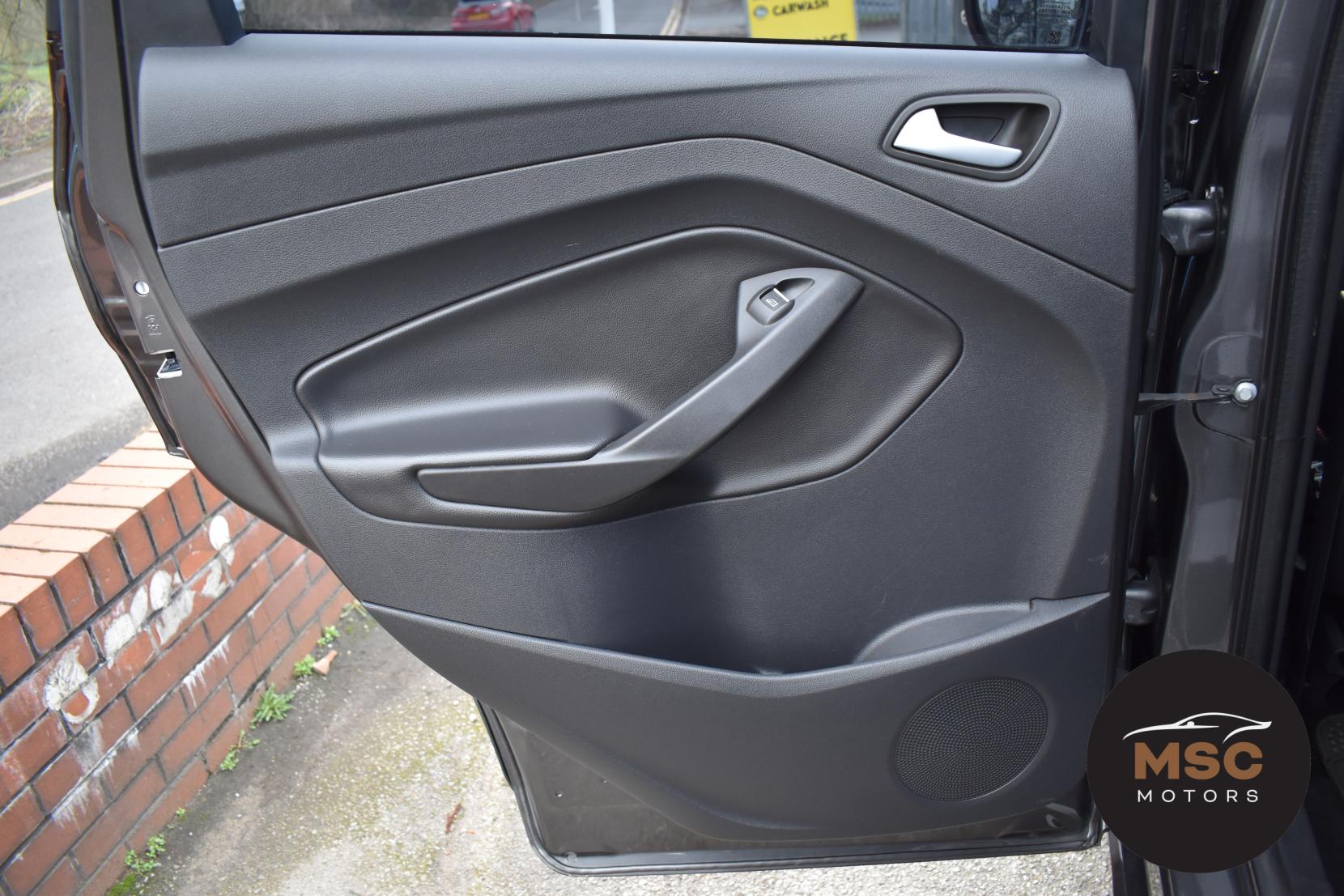 Ford Kuga 1.5T EcoBoost ST-Line X SUV 5dr Petrol Manual Euro 6 (s/s) (150 ps)