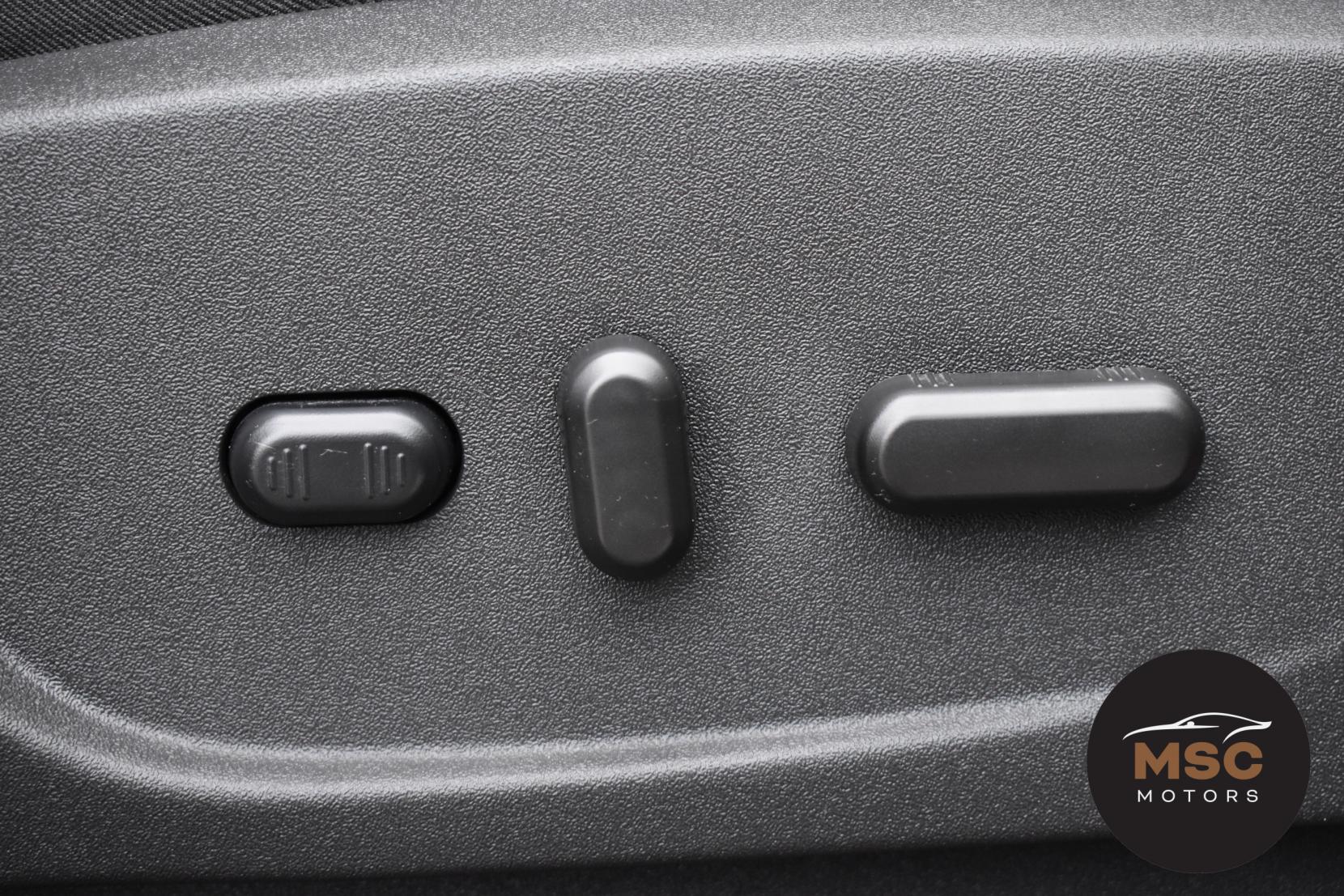 Ford Kuga 1.5T EcoBoost ST-Line X SUV 5dr Petrol Manual Euro 6 (s/s) (150 ps)