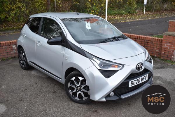 Toyota AYGO 1.0 VVT-i x-trend Hatchback 5dr Petrol Manual Euro 6 (71 ps)