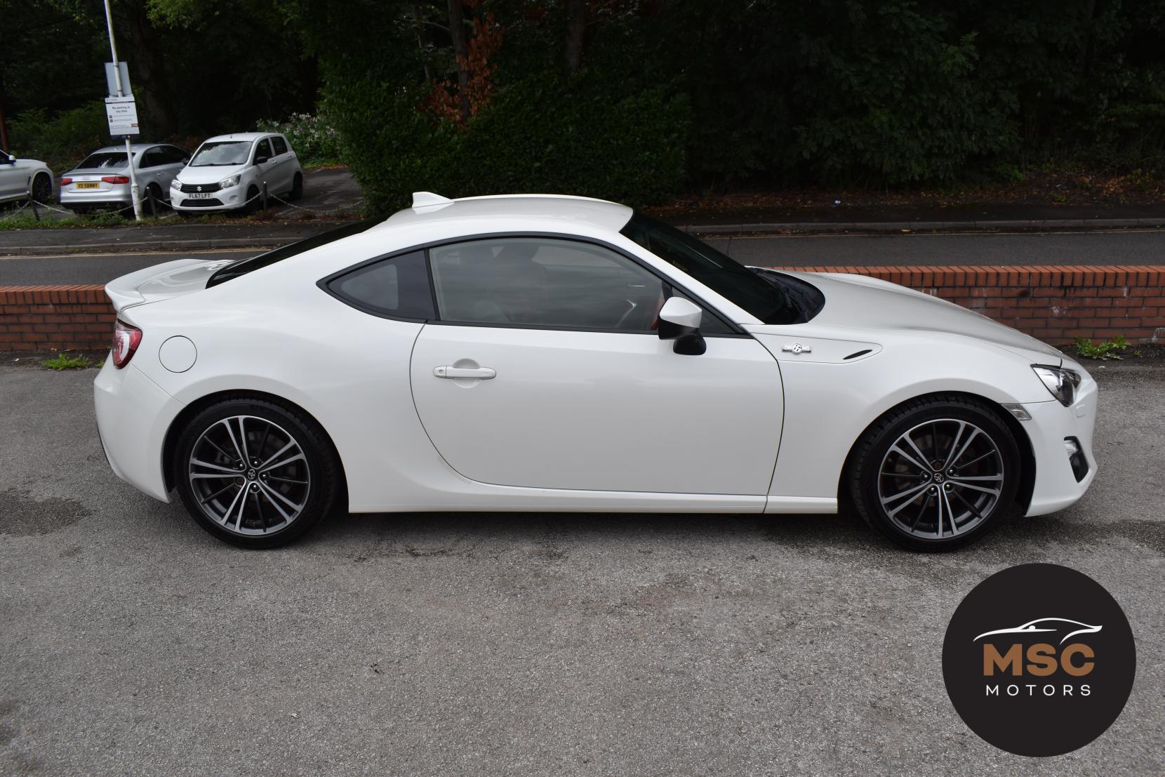 Toyota GT86 2.0 Boxer D-4S Coupe 2dr Petrol Manual Euro 6 (200 ps)