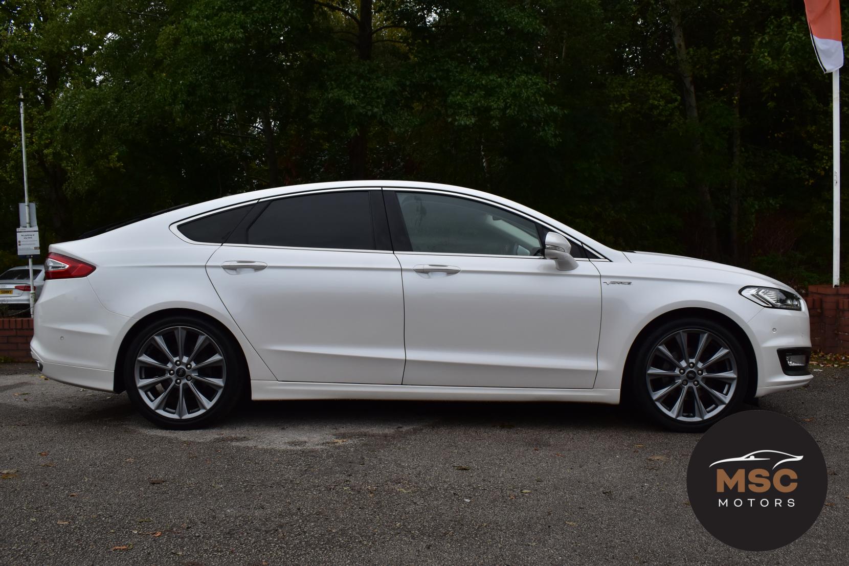 Ford Mondeo 2.0 TDCi Vignale Hatchback 5dr Diesel Powershift Euro 6 (s/s) (180 ps)