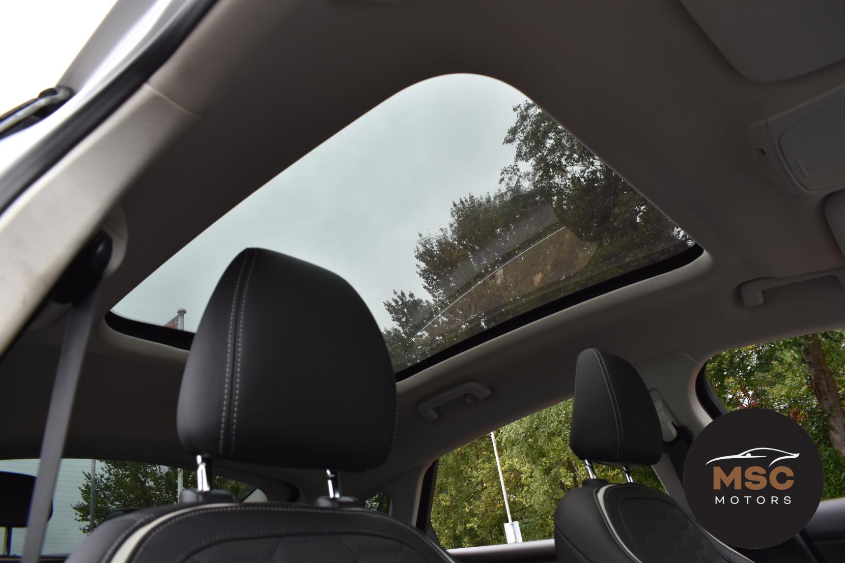Ford Mondeo 2.0 TDCi Vignale Hatchback 5dr Diesel Powershift Euro 6 (s/s) (180 ps)
