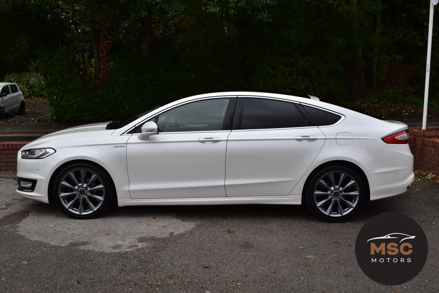 Ford Mondeo 2.0 TDCi Vignale Hatchback 5dr Diesel Powershift Euro 6 (s/s) (180 ps)