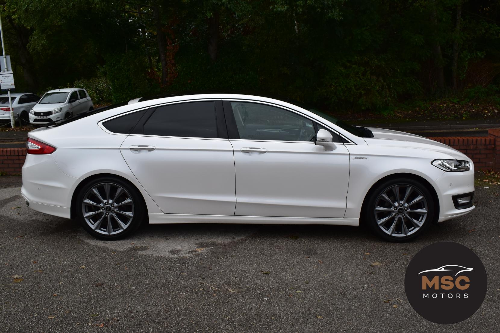 Ford Mondeo 2.0 TDCi Vignale Hatchback 5dr Diesel Powershift Euro 6 (s/s) (180 ps)