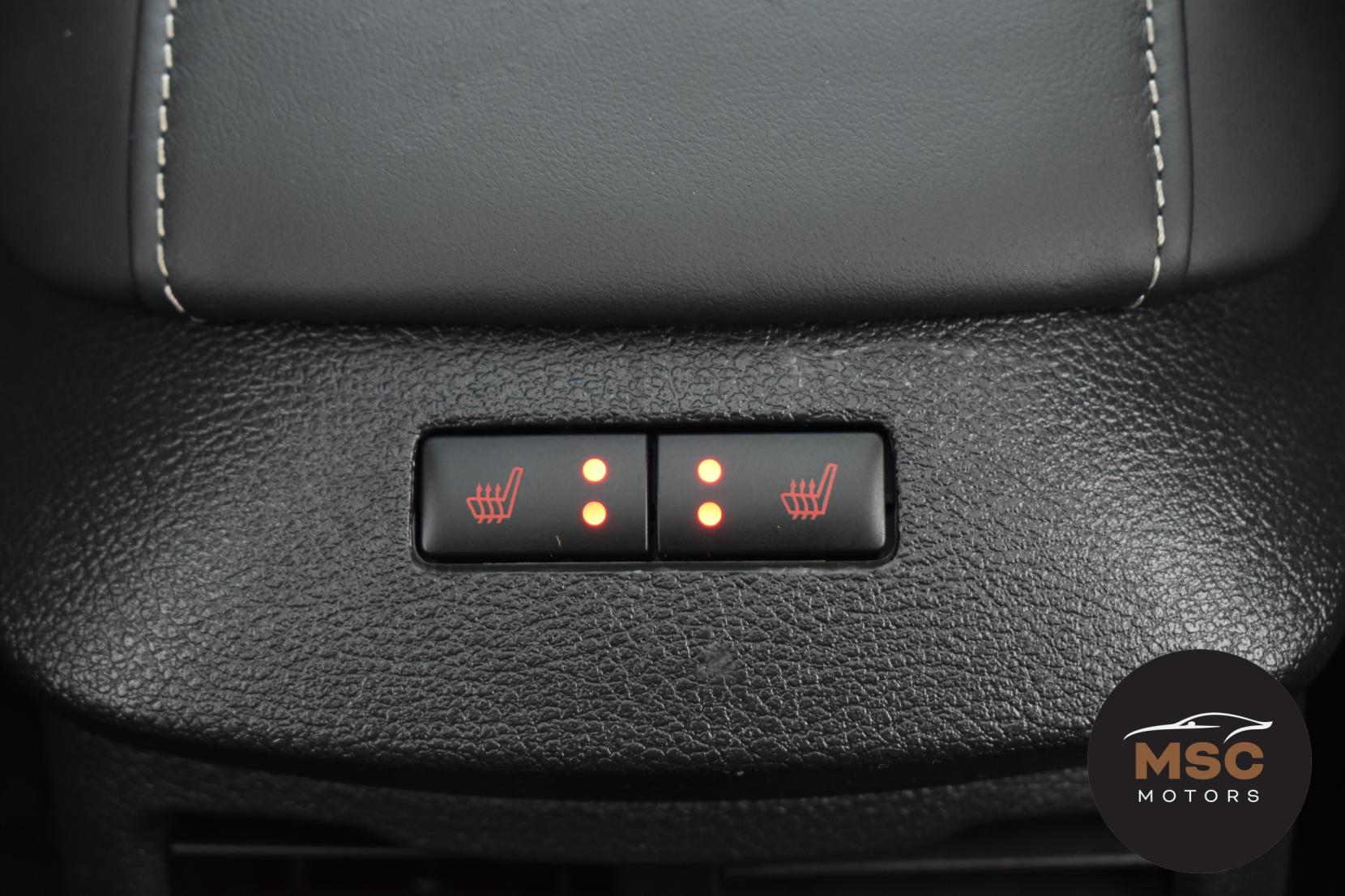 Ford Mondeo 2.0 TDCi Vignale Hatchback 5dr Diesel Powershift Euro 6 (s/s) (180 ps)