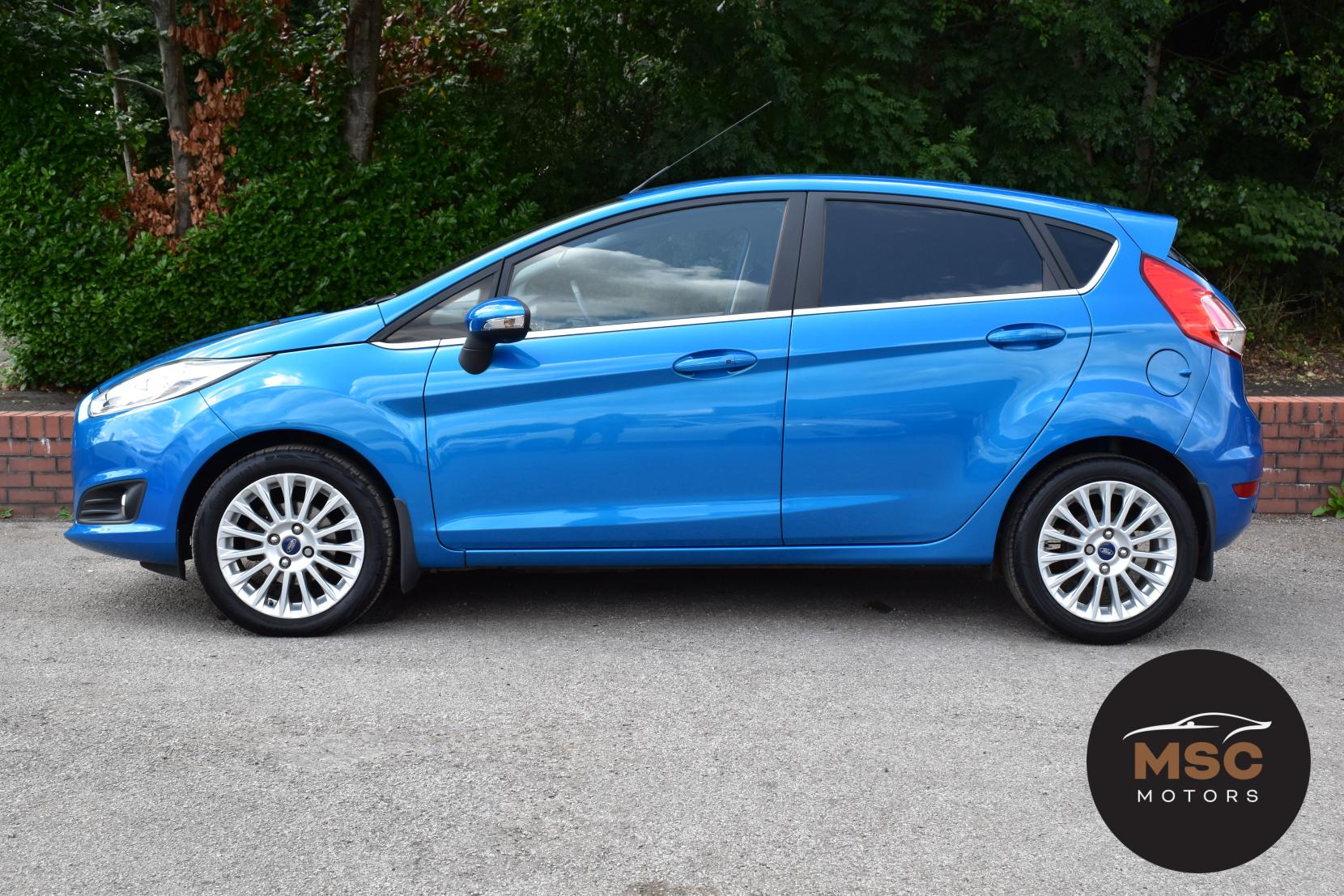 Ford Fiesta 1.0T EcoBoost Titanium Hatchback 5dr Petrol Manual Euro 5 (s/s) (100 ps)