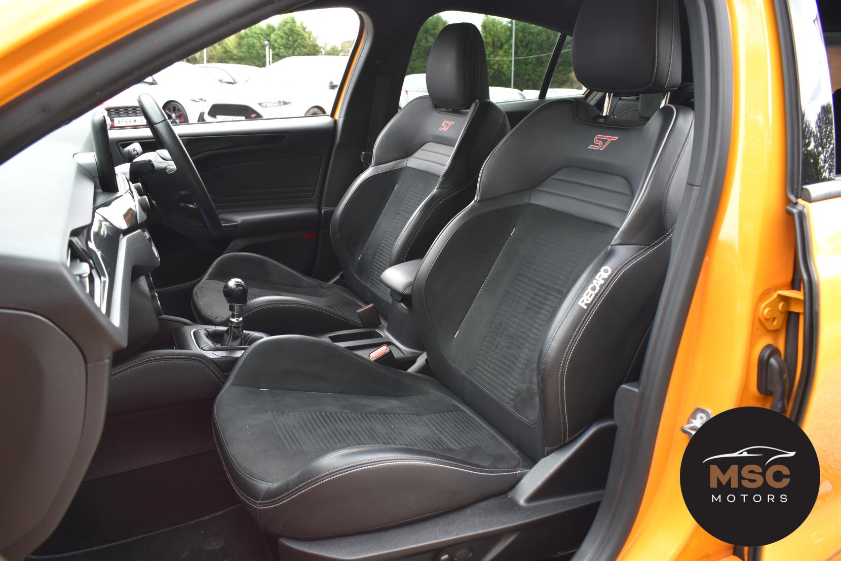 Ford Focus 2.3T EcoBoost ST Hatchback 5dr Petrol Manual Euro 6 (s/s) (280 ps)