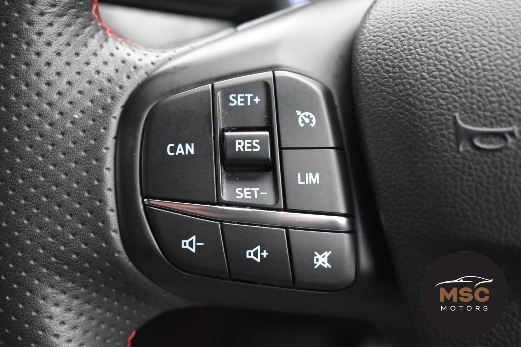 Ford Focus 1.0T EcoBoost ST-Line X Hatchback 5dr Petrol Manual Euro 6 (s/s) (125 ps)