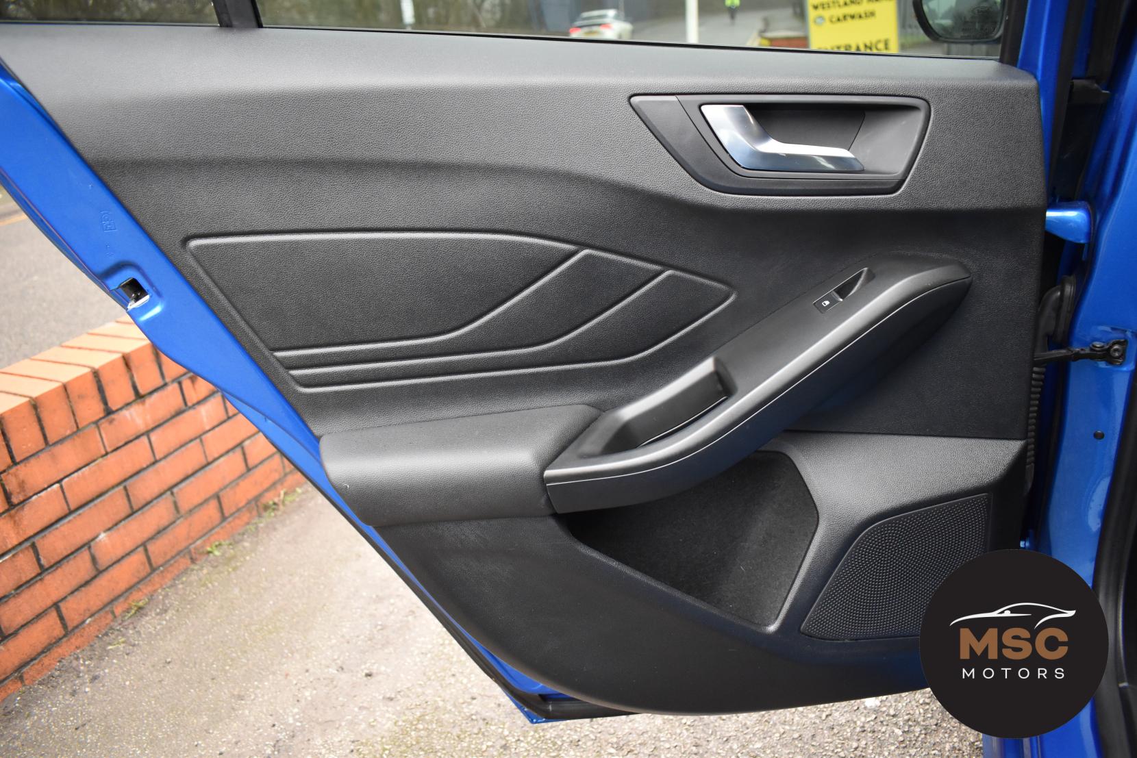 Ford Focus 1.0T EcoBoost ST-Line X Hatchback 5dr Petrol Manual Euro 6 (s/s) (125 ps)