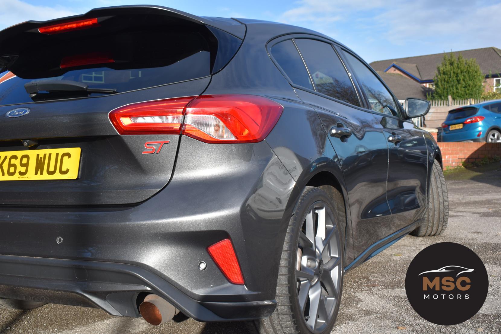 Ford Focus 2.3T EcoBoost ST Hatchback 5dr Petrol Manual Euro 6 (s/s) (280 ps)