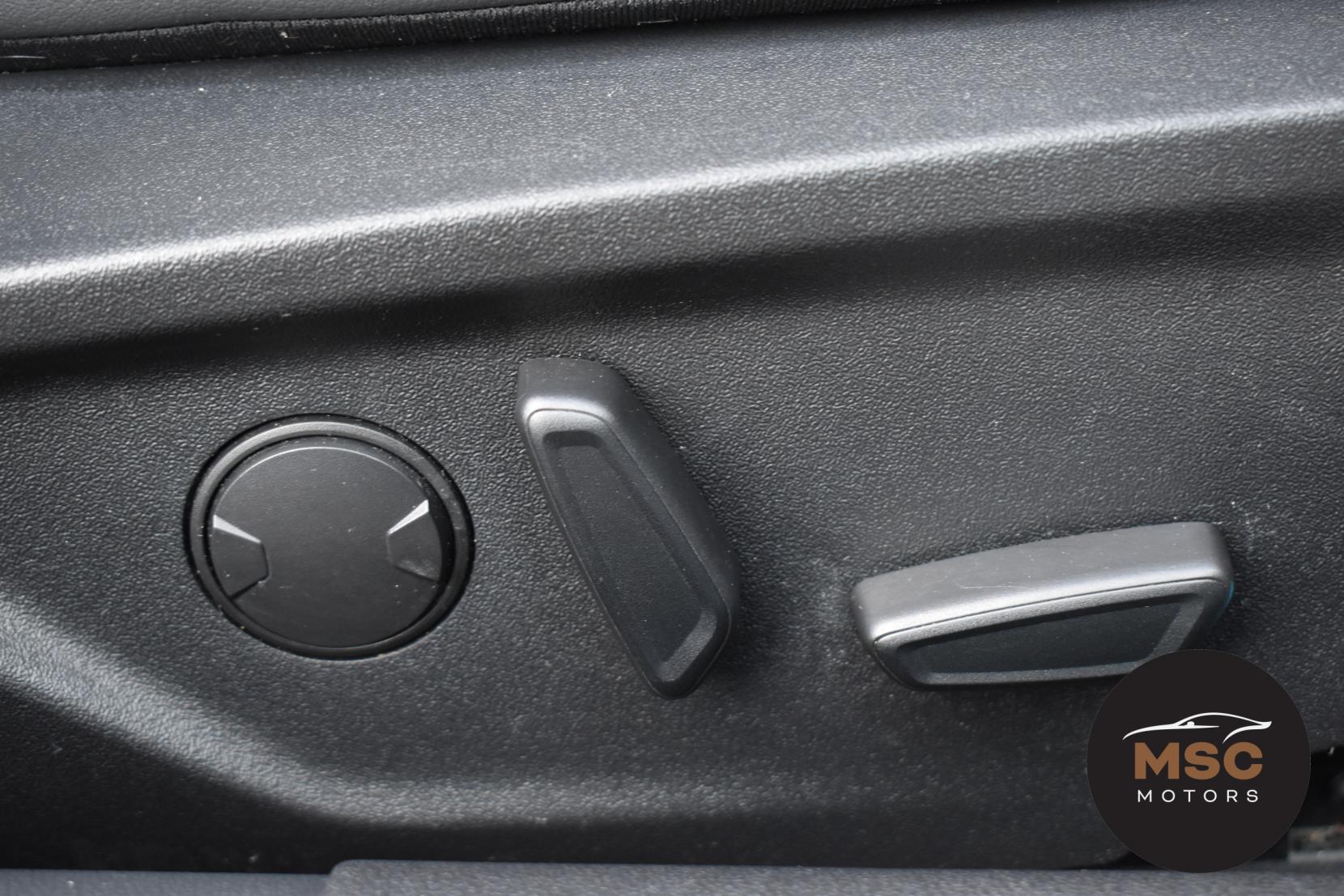 Ford Focus 2.3T EcoBoost ST Hatchback 5dr Petrol Manual Euro 6 (s/s) (280 ps)