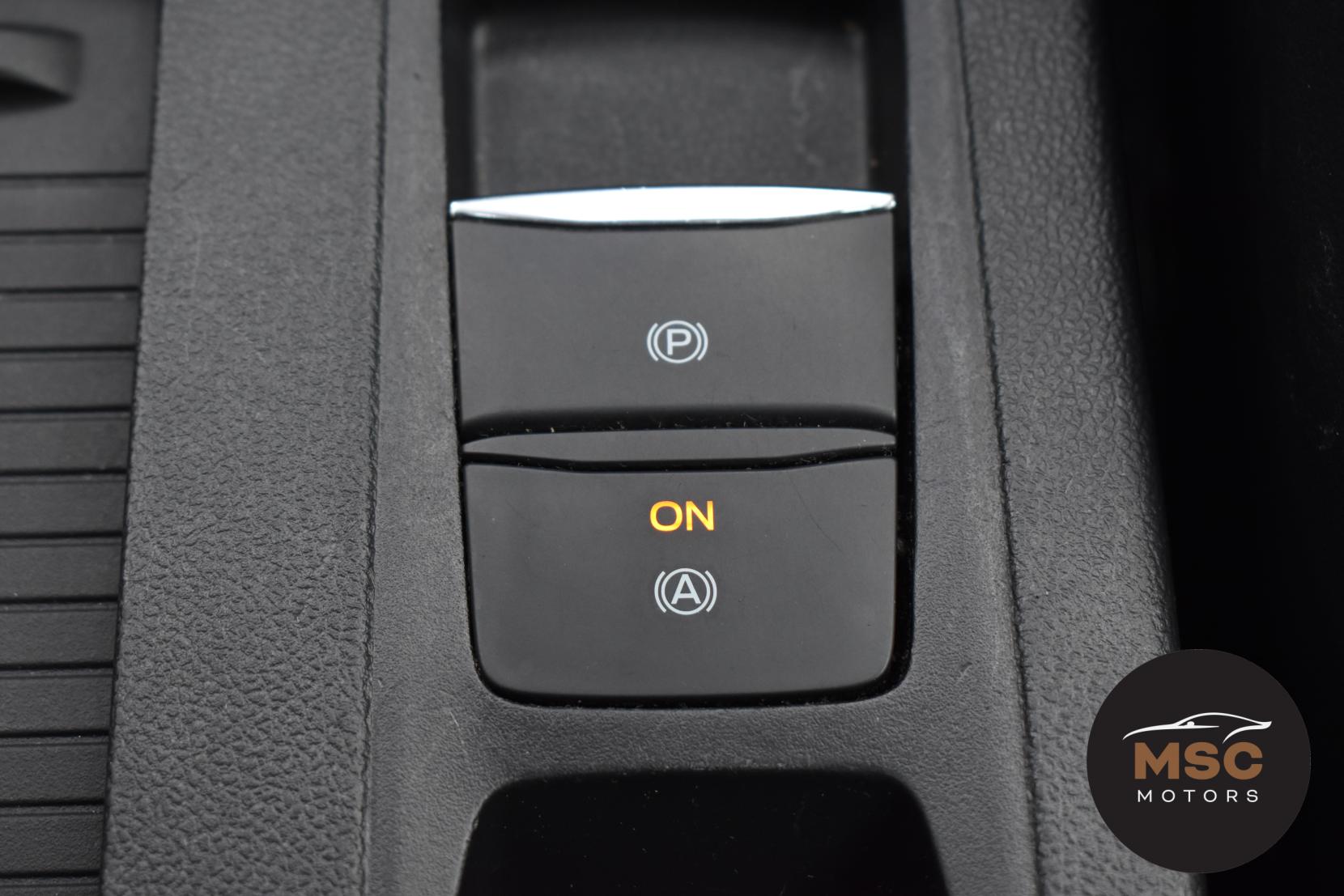 Ford Focus 2.3T EcoBoost ST Hatchback 5dr Petrol Manual Euro 6 (s/s) (280 ps)