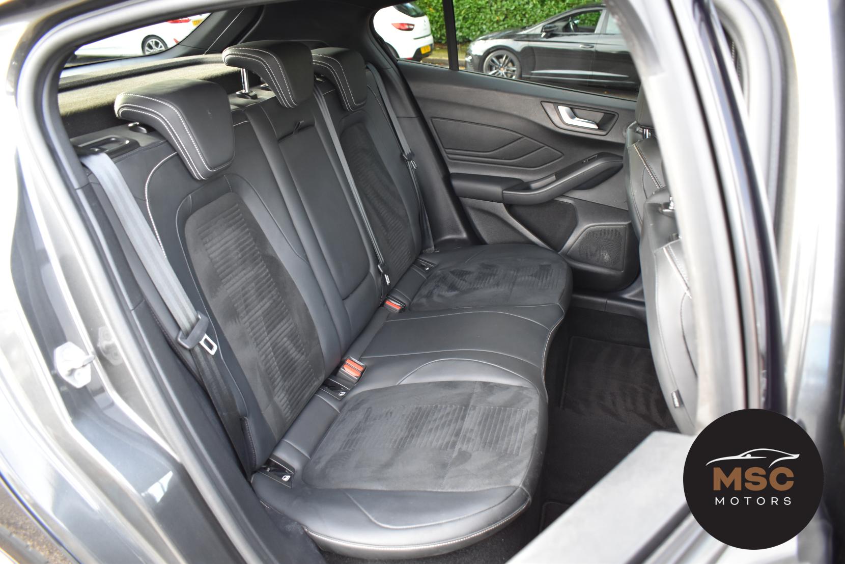 Ford Focus 2.3T EcoBoost ST Hatchback 5dr Petrol Manual Euro 6 (s/s) (280 ps)