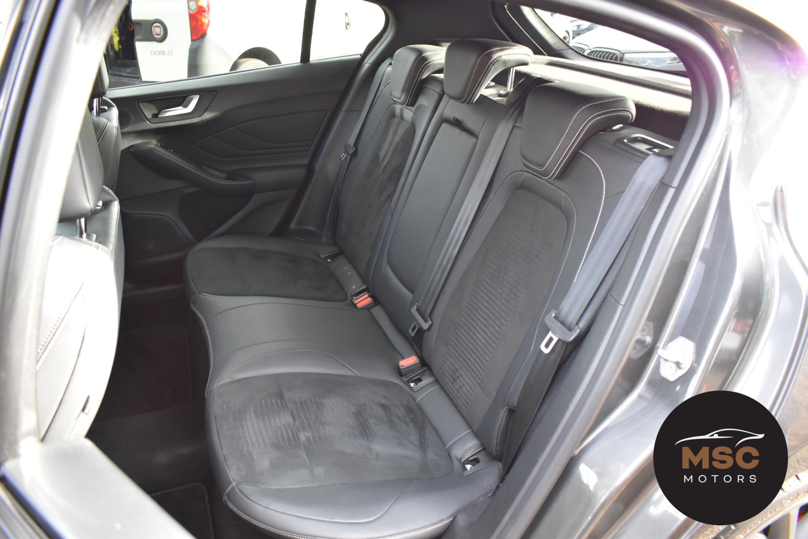 Ford Focus 2.3T EcoBoost ST Hatchback 5dr Petrol Manual Euro 6 (s/s) (280 ps)