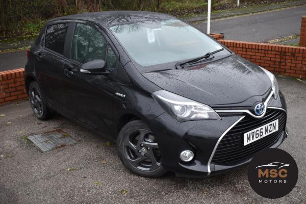 Toyota Yaris 1.5 VVT-h Icon Hatchback 5dr Petrol Hybrid E-CVT Euro 6 (101 ps)