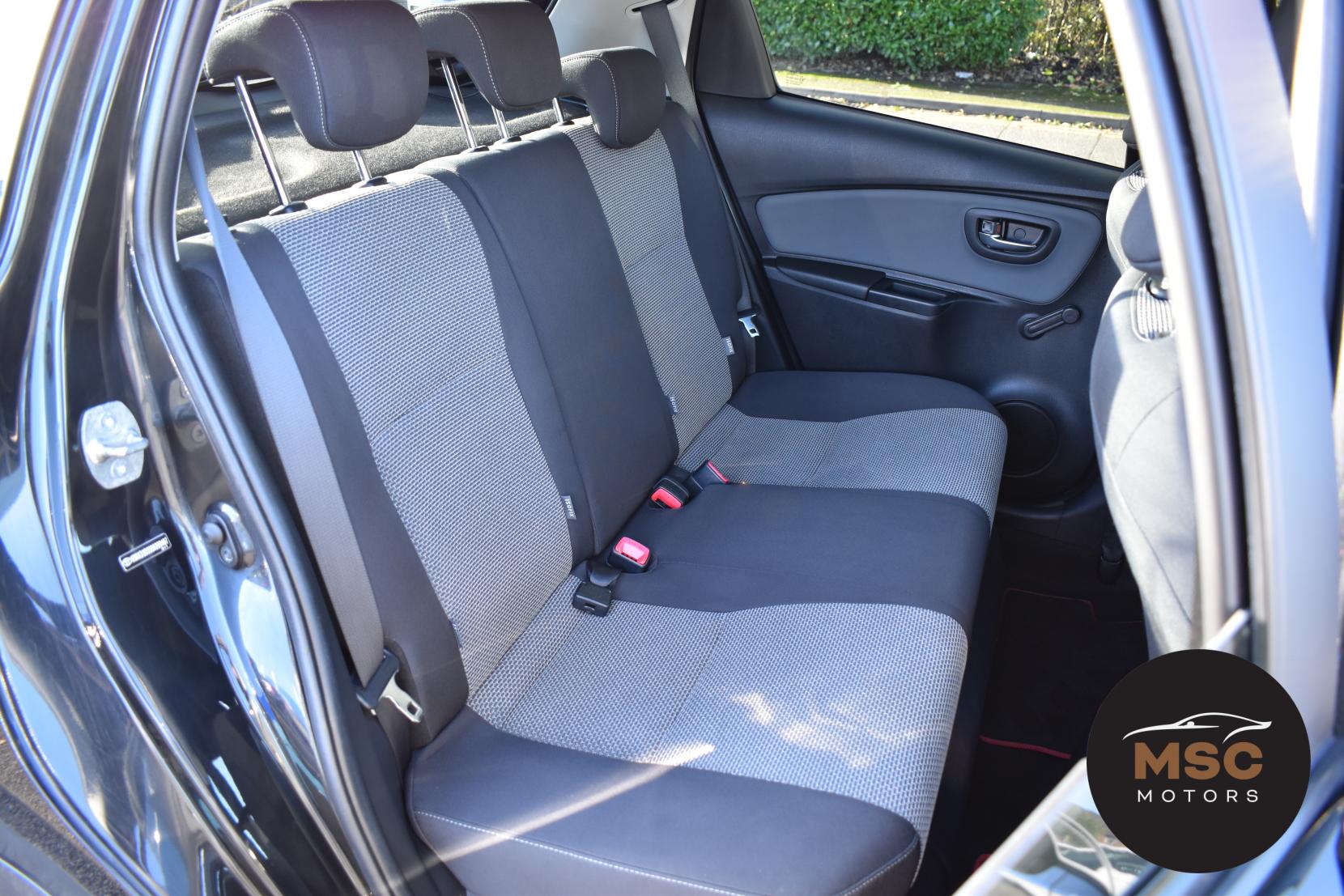 Toyota Yaris 1.5 VVT-h Icon Hatchback 5dr Petrol Hybrid E-CVT Euro 6 (101 ps)