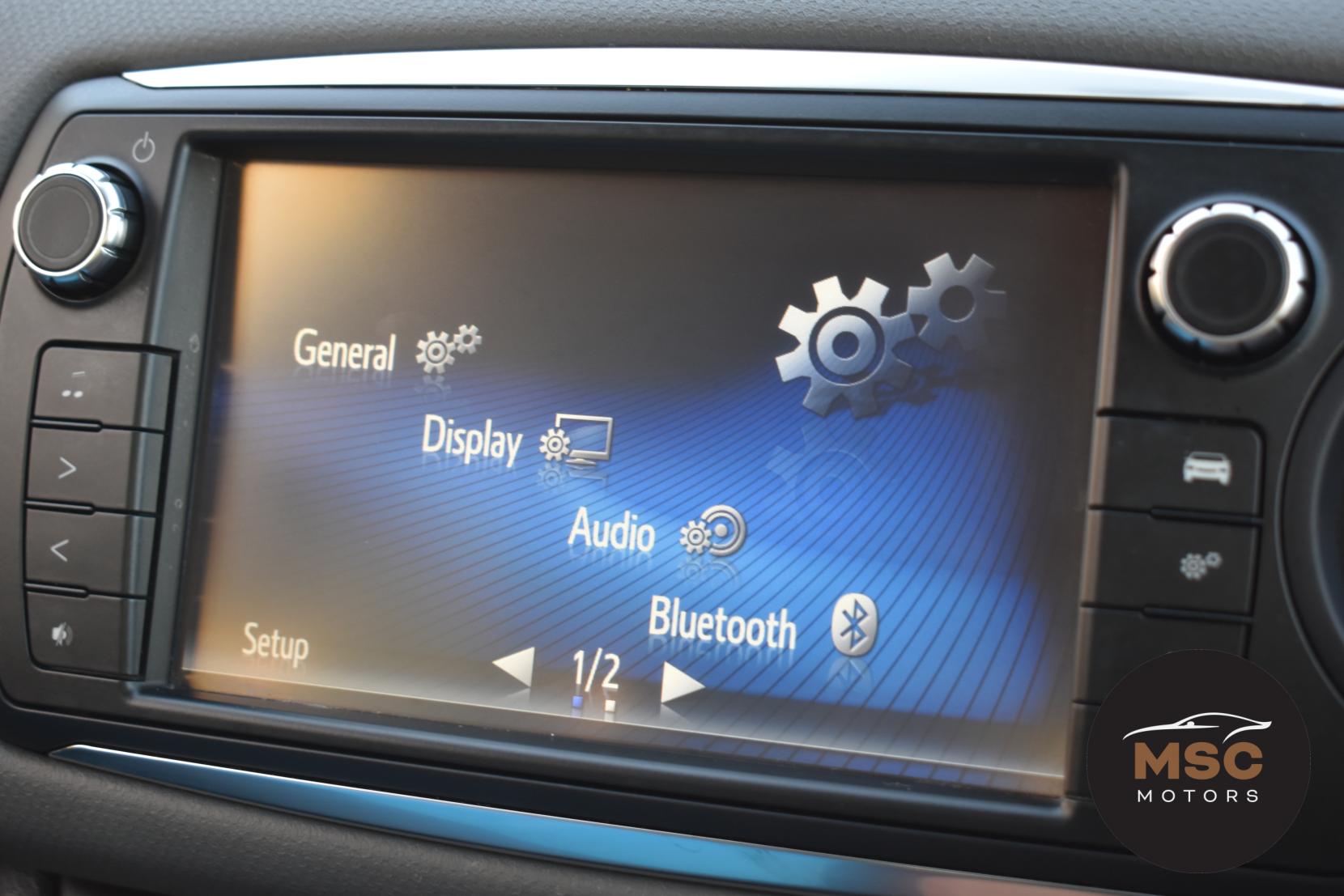 Toyota Yaris 1.5 VVT-h Icon Hatchback 5dr Petrol Hybrid E-CVT Euro 6 (101 ps)