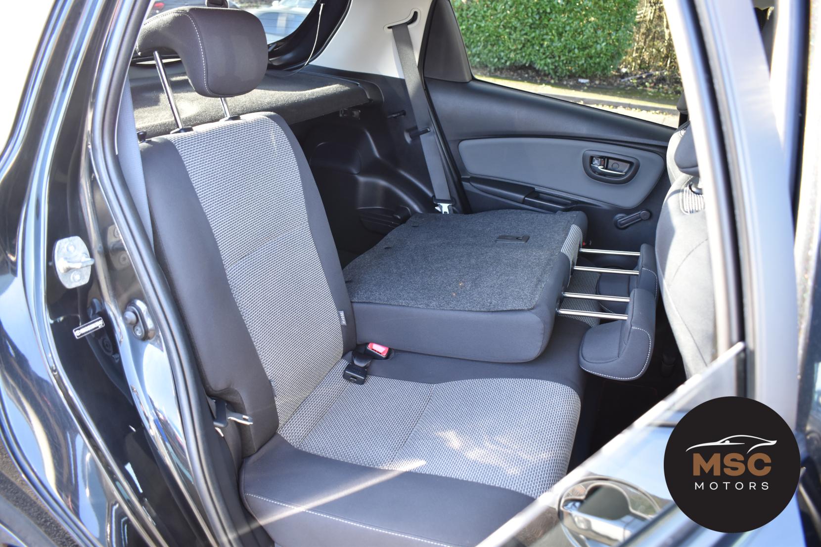 Toyota Yaris 1.5 VVT-h Icon Hatchback 5dr Petrol Hybrid E-CVT Euro 6 (101 ps)