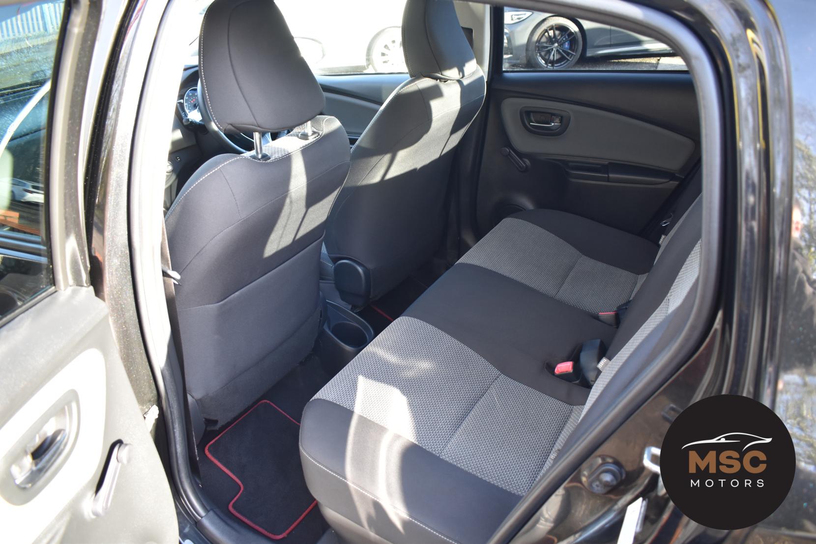 Toyota Yaris 1.5 VVT-h Icon Hatchback 5dr Petrol Hybrid E-CVT Euro 6 (101 ps)