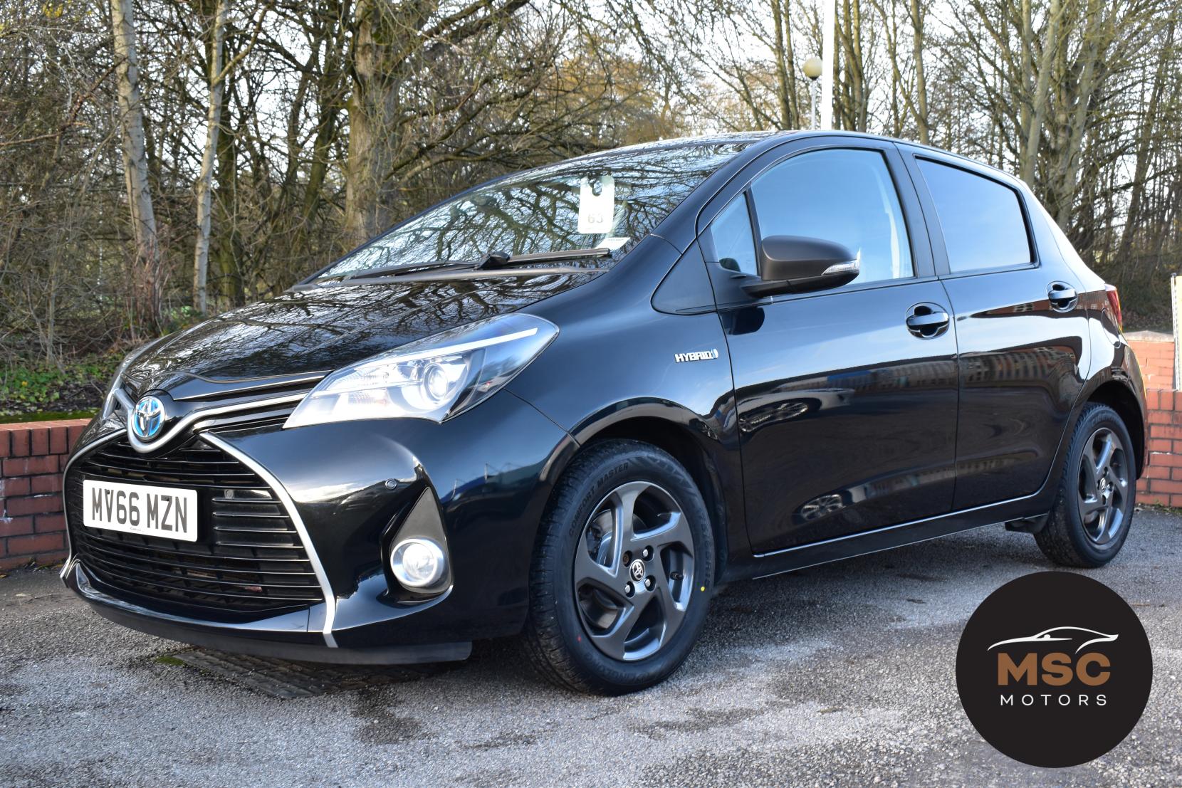 Toyota Yaris 1.5 VVT-h Icon Hatchback 5dr Petrol Hybrid E-CVT Euro 6 (101 ps)