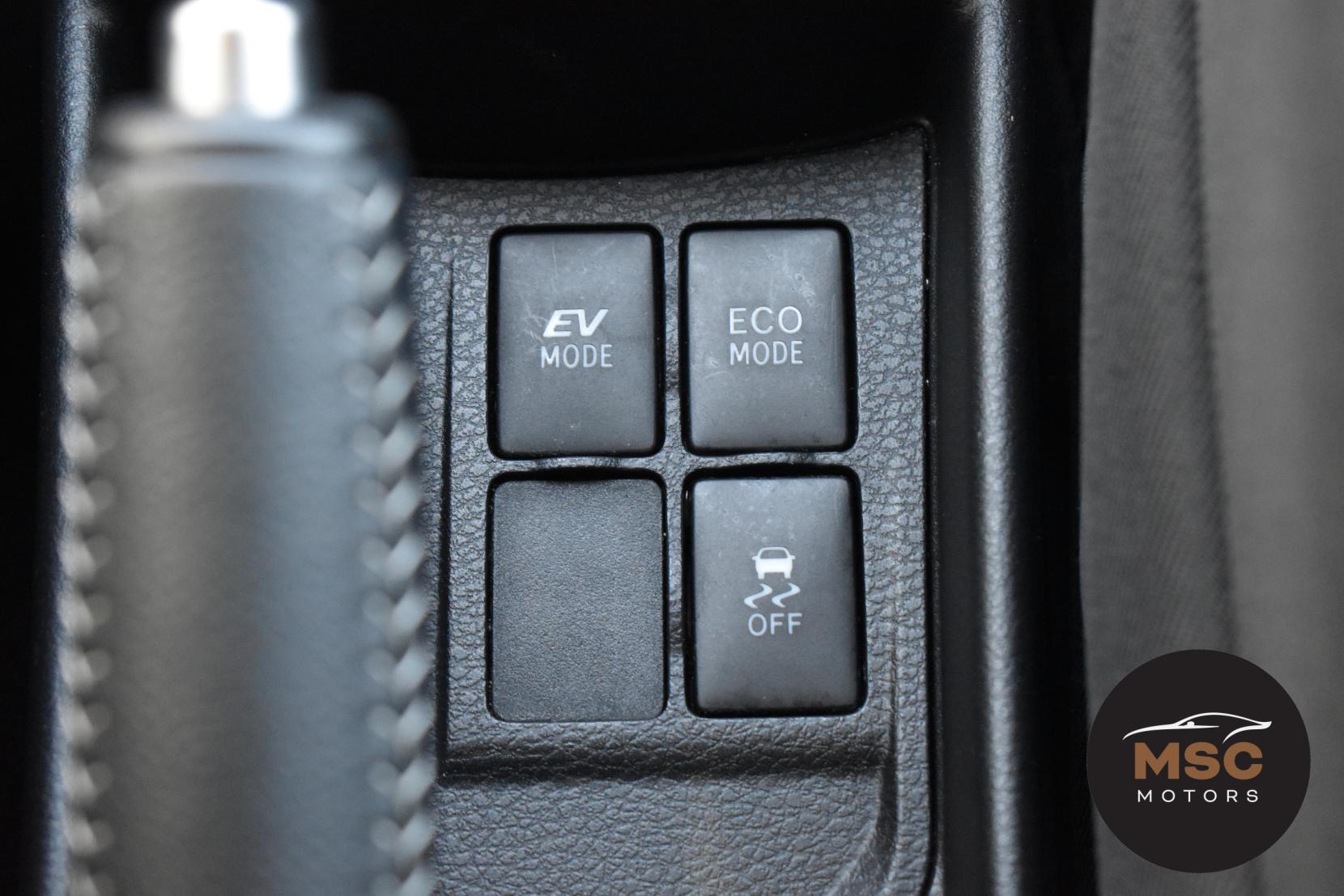 Toyota Yaris 1.5 VVT-h Icon Hatchback 5dr Petrol Hybrid E-CVT Euro 6 (101 ps)