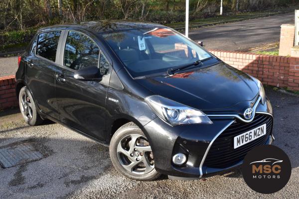 Toyota Yaris 1.5 VVT-h Icon Hatchback 5dr Petrol Hybrid E-CVT Euro 6 (101 ps)