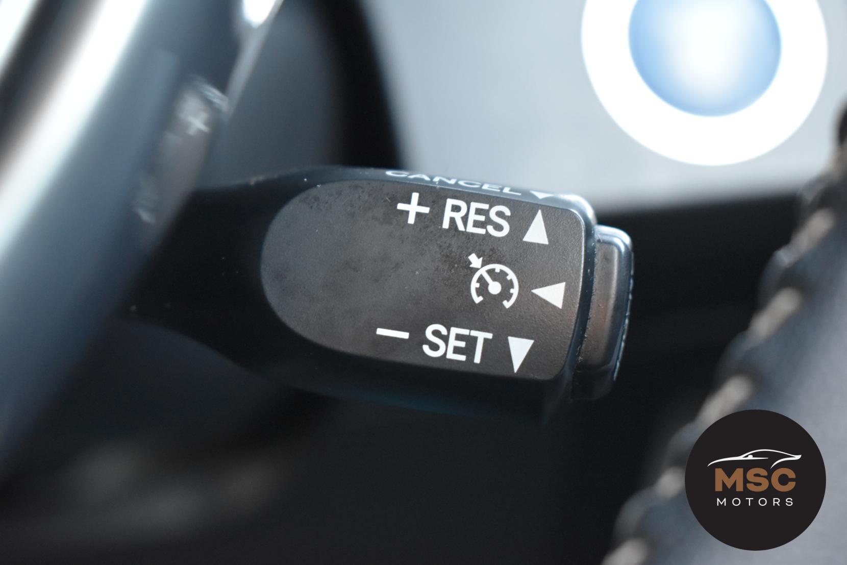 Toyota Yaris 1.5 VVT-h Icon Hatchback 5dr Petrol Hybrid E-CVT Euro 6 (101 ps)